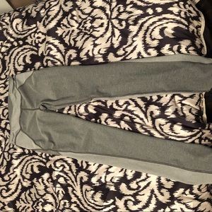 Athletic leggings